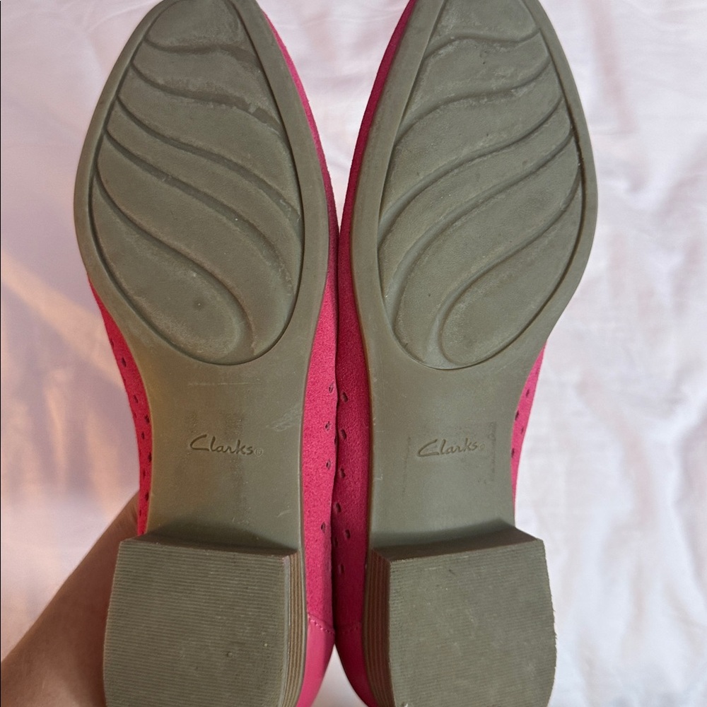 Clarks Women's Raspberry Flats - Picture 4 of 5